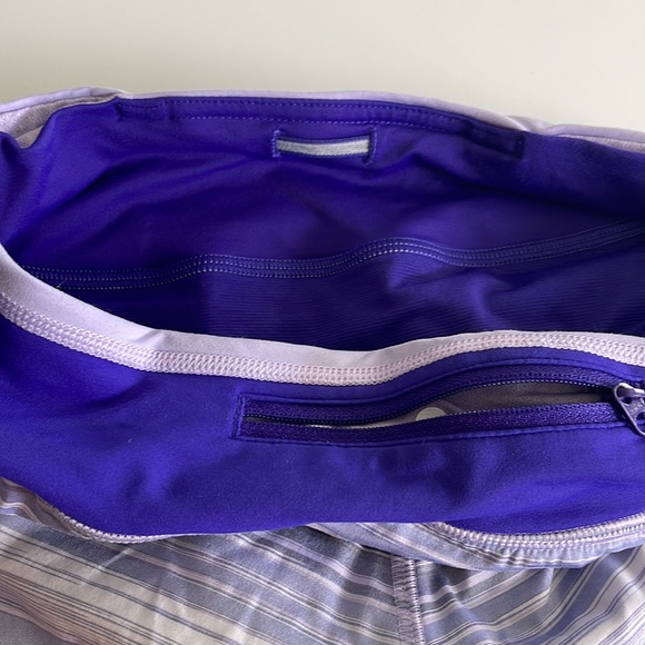 Lululemon shorts - Picture 7 of 8